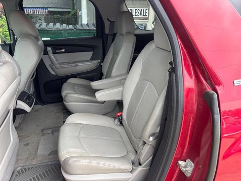 Used 2012 GMC Acadia SLT AWD/4WD image 17