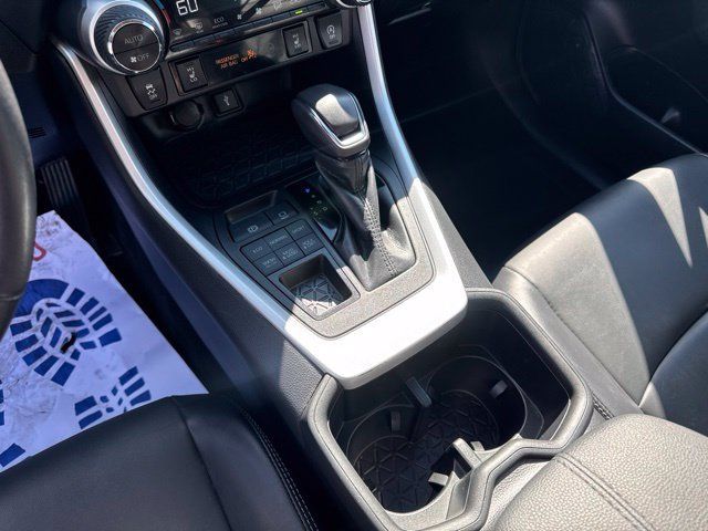 Used 2022 Toyota RAV4 XLE Premium AWD/4WD image 23