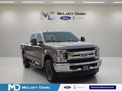 Used 2019 Ford F250 XLT AWD/4WD image 1