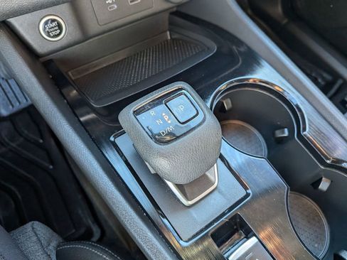 Used 2021 Nissan Rogue S image 21