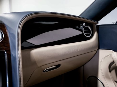 Used 2012 Bentley Continental GT image 19