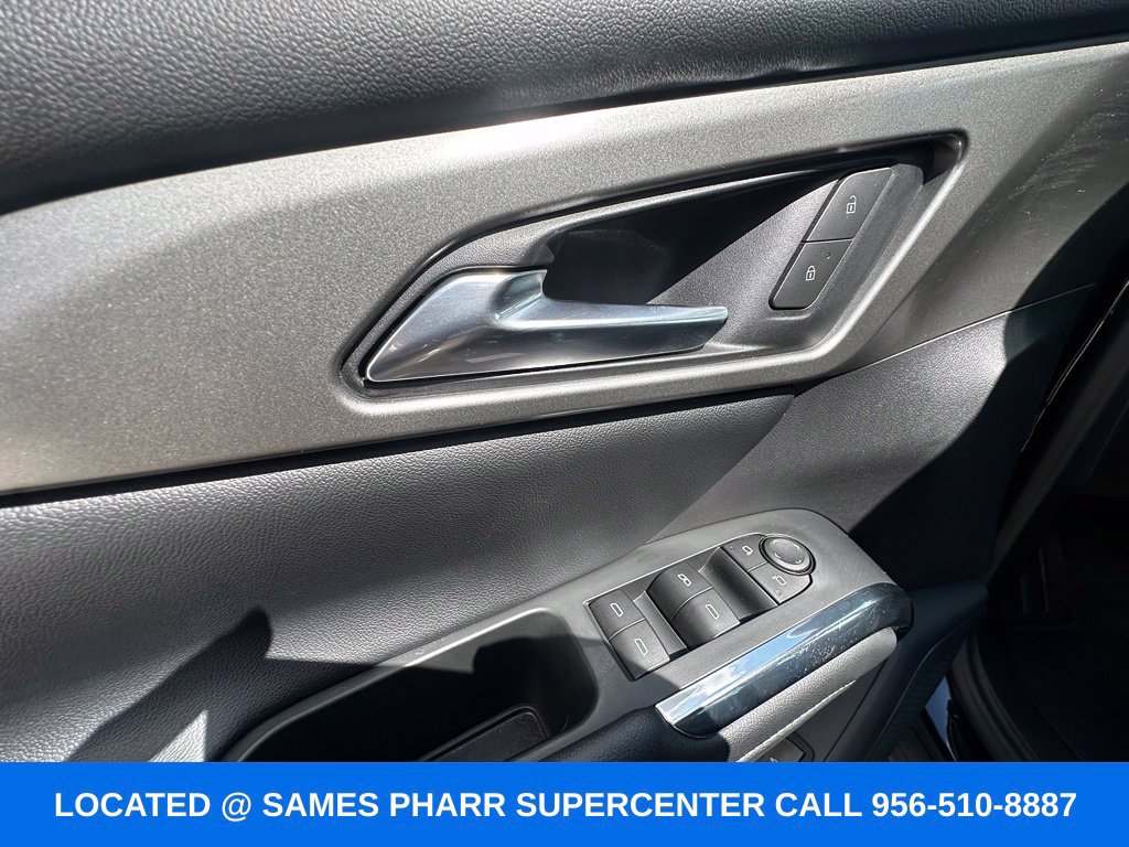 Used 2026 Chevrolet Traverse LT AWD/4WD image 21