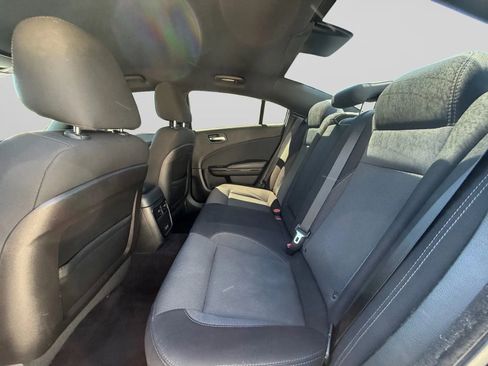 Used 2018 Dodge Charger SXT w/ Blacktop Package image 28