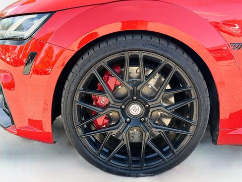Used 2018 Audi TT RS w/ Technology Package AWD/4WD image 38