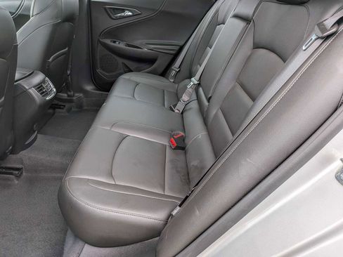 Used 2020 Chevrolet Malibu LT w/ Leather Package image 19