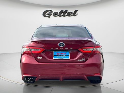 Used 2018 Toyota Camry SE FWD image 6