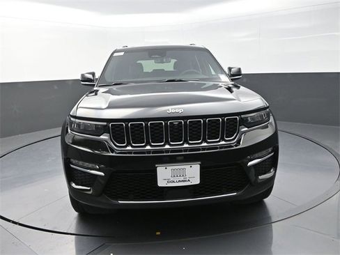 New 2025 Jeep Grand Cherokee Limited w/ Luxury Tech Group II image 2