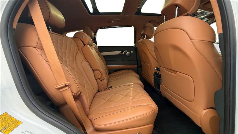 Used 2025 Genesis GV80 3.5T Prestige AWD/4WD image 18