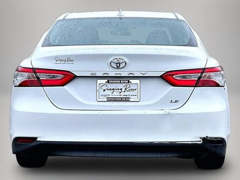 Used 2020 Toyota Camry LE FWD image 6