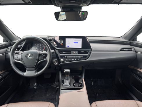 Used 2025 Lexus ES 350 w/ Accessory Package (Z2) FWD image 10