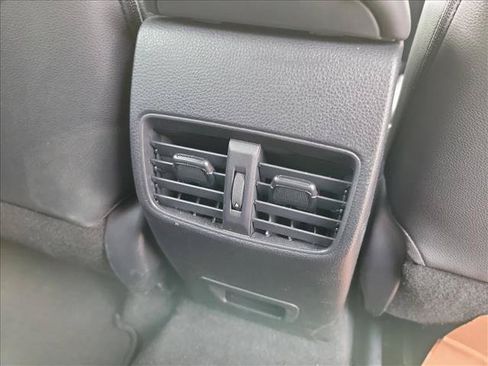 Used 2026 Toyota Corolla Cross XLE w/ Convenience Package FWD image 17