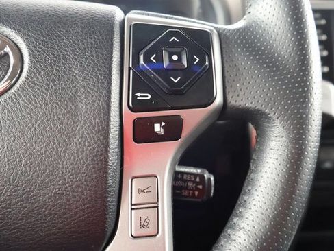 Used 2024 Toyota 4Runner SR5 AWD/4WD image 19