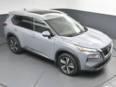 Certified 2023 Nissan Rogue SL FWD image 31
