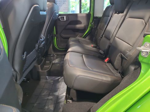 New 2025 Jeep Wrangler Unlimited Rubicon 392 image 21