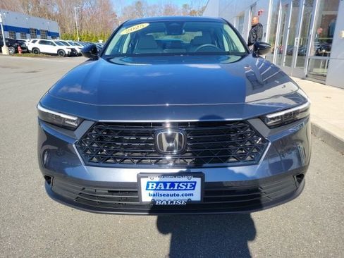 Used 2025 Honda Accord SE image 11