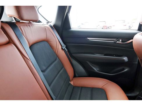 Certified 2025 MAZDA CX-5 Carbon Edition image 10