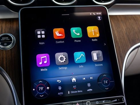 Used 2025 Mercedes-Benz C 300 4MATIC Sedan image 48