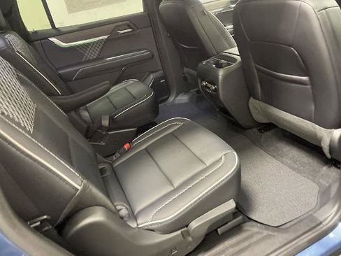 New 2026 GMC Acadia Denali FWD image 16