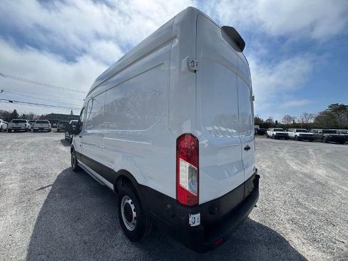 Certified 2024 Ford Transit 250 148 High Roof image 4