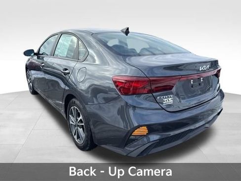 Used 2023 Kia Forte LXS w/ LXS Technology Package image 8