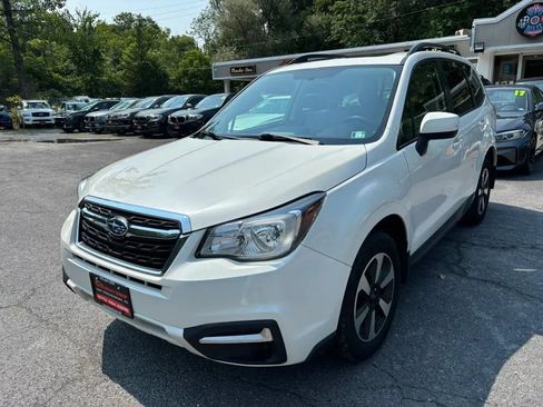 Used 2017 Subaru Forester 2.5i Premium AWD/4WD image 4