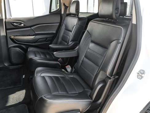 Used 2019 GMC Acadia Denali w/ Technology Package image 52