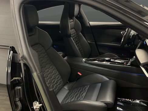 Used 2022 Audi e-tron GT Prestige w/ Prestige Package AWD/4WD image 21