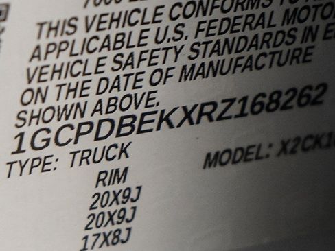 Used 2024 Chevrolet Silverado 1500 Custom w/ Turbomax Blackout Package AWD/4WD image 28