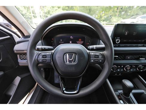 Used 2024 Honda Accord EX image 13