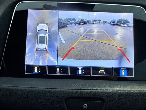 Used 2023 Cadillac XT4 Premium Luxury w/ Technology Package image 17