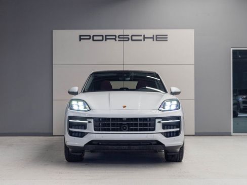 Used 2026 Porsche Cayenne S AWD/4WD image 10