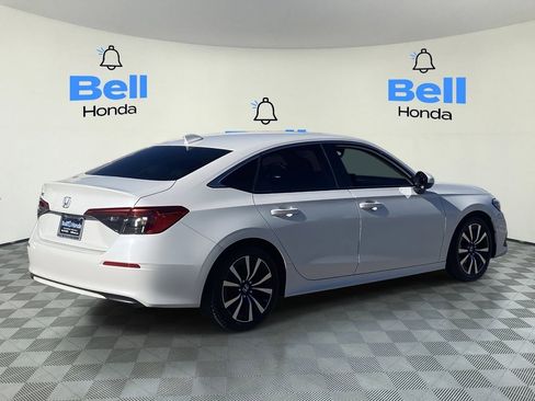 Certified 2022 Honda Civic EX image 4