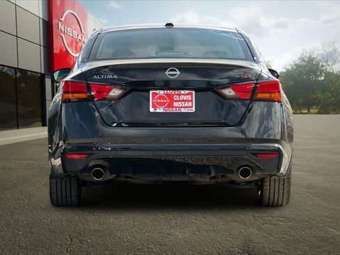 Used 2024 Nissan Altima 2.5 SR FWD image 8