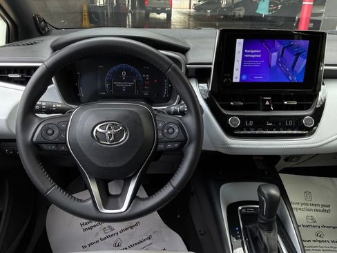 Used 2023 Toyota Corolla XSE FWD image 14