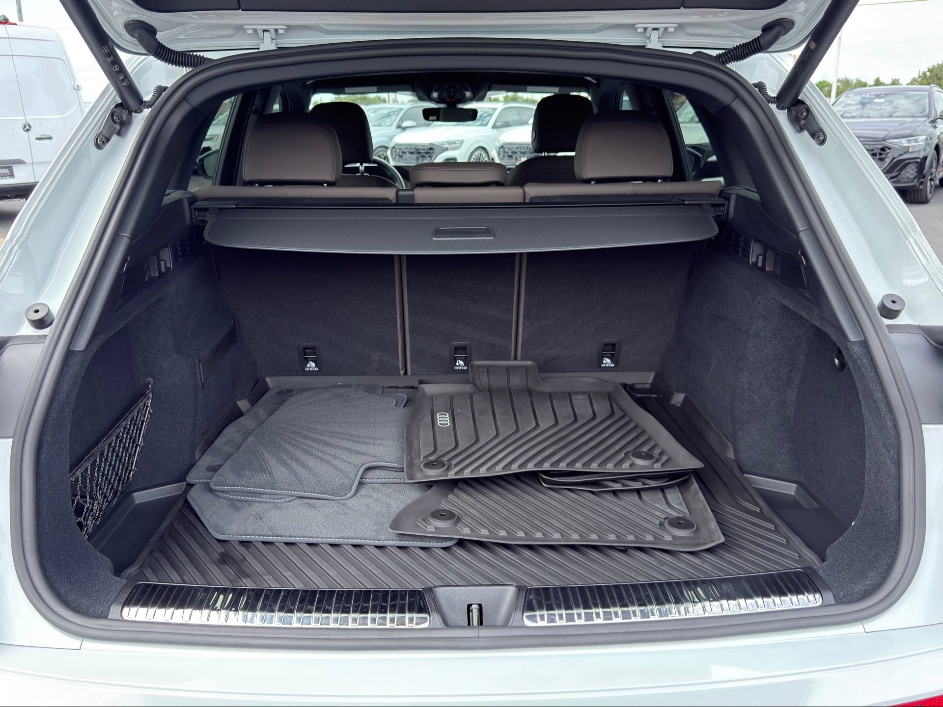 Certified 2025 Audi Q5 Premium AWD/4WD image 9