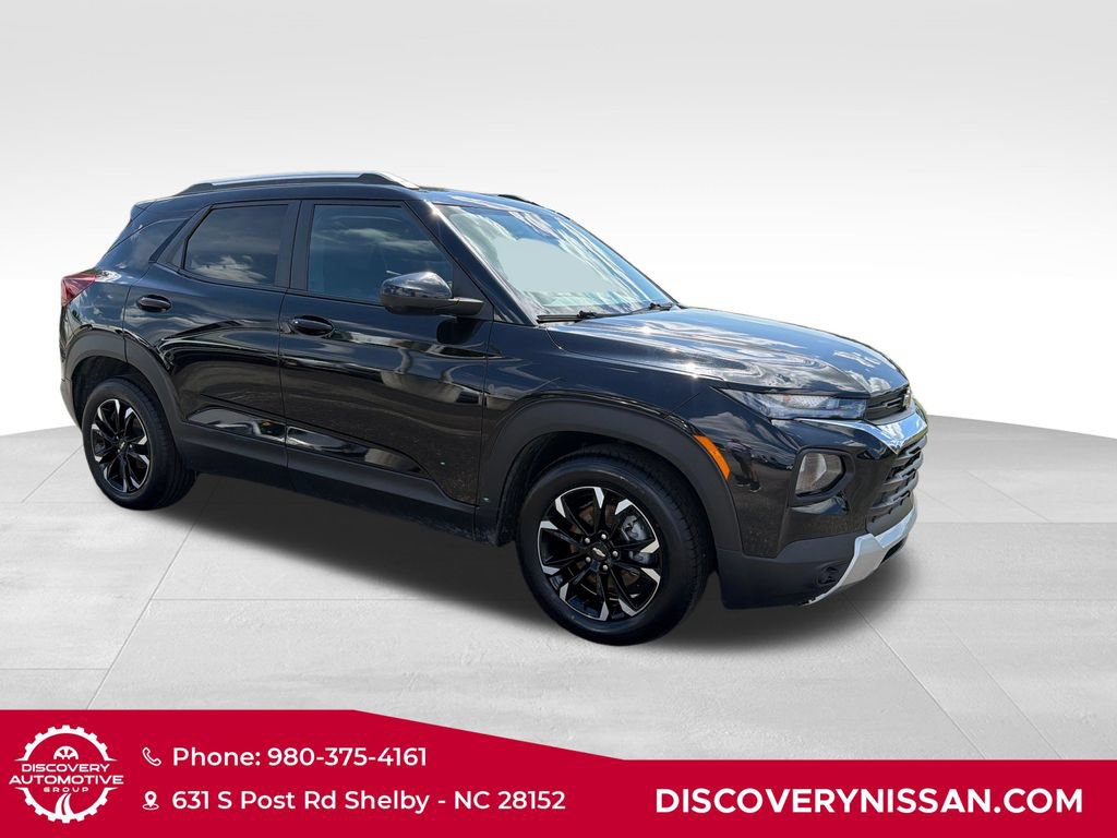 Used 2023 Chevrolet TrailBlazer LT w/ Convenience Package FWD image 4
