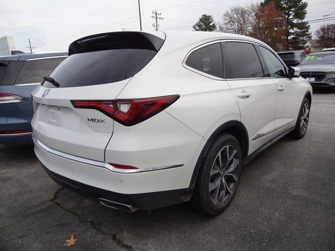 Used 2023 Acura MDX FWD w/ Technology Package image 6
