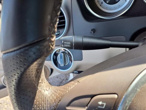 Used 2012 Mercedes-Benz C 250 Sedan image 10