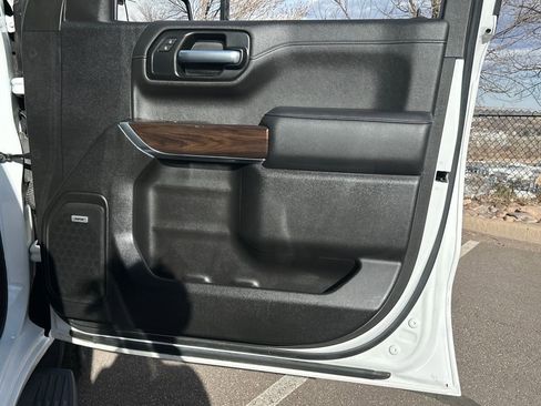 Used 2020 GMC Sierra 1500 SLT w/ SLT Premium Package image 31