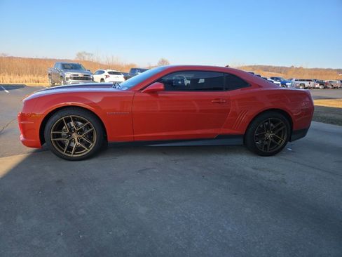 Used 2012 Chevrolet Camaro SS w/ LPO, Ground Effects Package image 5