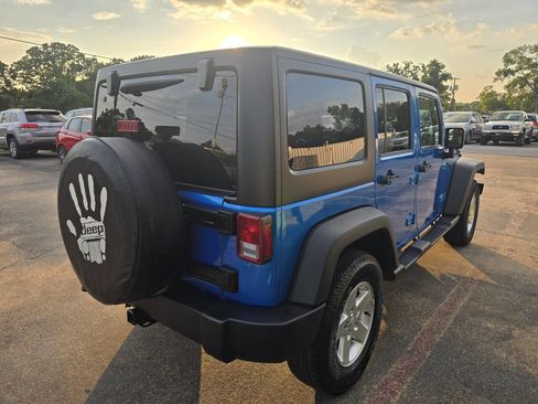 Used 2015 Jeep Wrangler Unlimited Sport w/ Quick Order Package 24S image 12