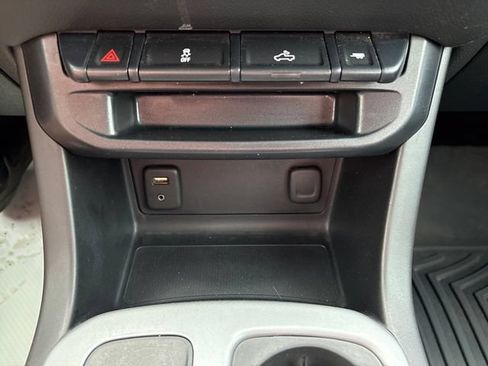 Used 2016 Chevrolet Colorado LT w/ Midnight Edition AWD/4WD image 17