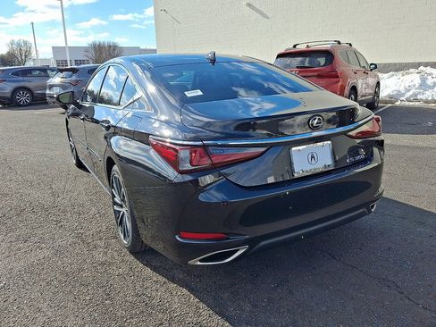 Used 2022 Lexus ES 350 w/ Premium Package image 4