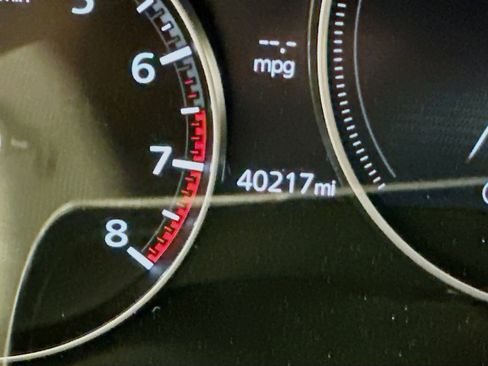 Used 2023 MAZDA MAZDA3 s image 19