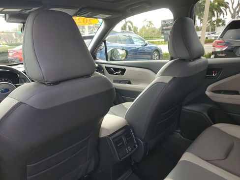 Used 2025 Subaru Forester Limited image 14