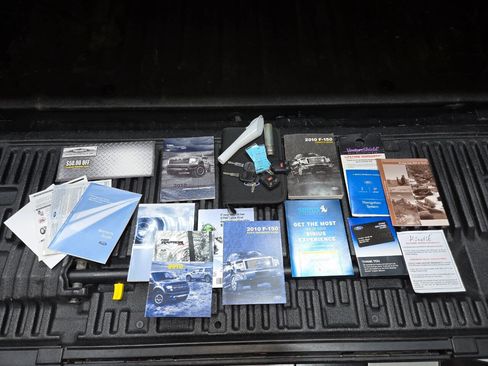 Used 2010 Ford F150 Raptor image 11