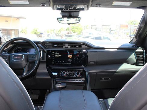Used 2024 GMC Sierra 1500 AT4X AWD/4WD image 22