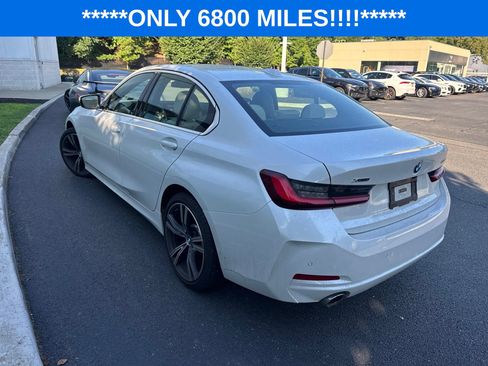 Used 2024 BMW 330i xDrive Sedan w/ Convenience Package AWD/4WD image 4