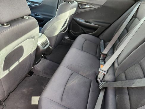 Used 2023 Chevrolet Malibu LT image 9
