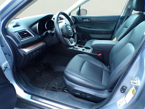 Used 2019 Subaru Outback 2.5i Limited AWD/4WD image 19